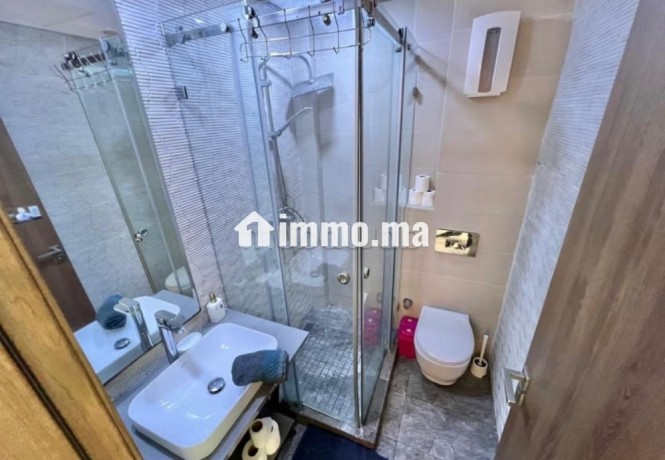 location-dun-appartement-a-casablanca-finance-city-surface-de-100-m2-antenne-parabolique-et-securite-big-8