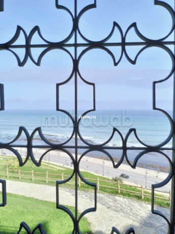 villa-avec-une-vue-mer-panoramique-en-location-big-16