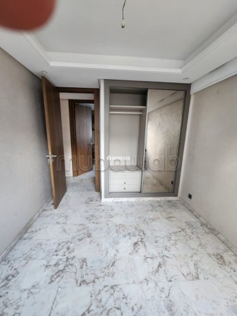 appart-haute-gamme-82m2-a-bourgogne-est-pres-clini-big-4