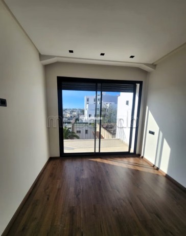 appart-haute-gamme-82m2-a-bourgogne-est-pres-clini-big-6
