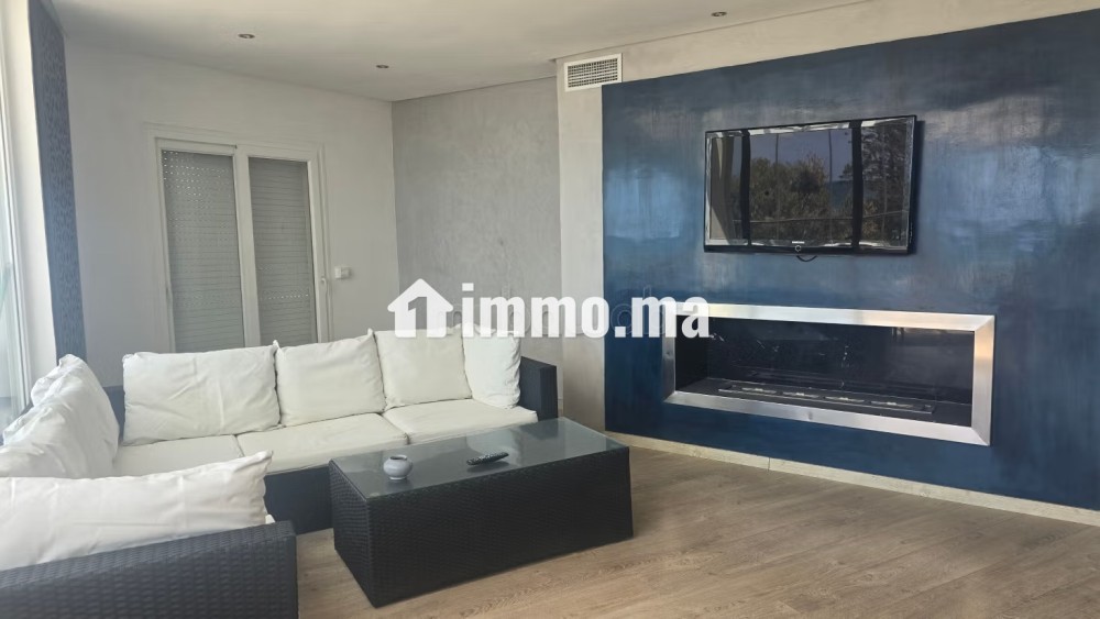 Bel appartement en location à Dar Bouazza.
Surface totale 143 m².
Bien meublé - Location Immobilier - Dar Bouazza - photo 4