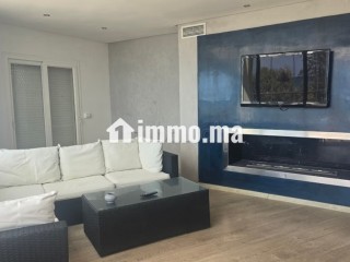 Bel appartement en location à Dar Bouazza.
Surface totale 143 m².
Bien meublé - Appartement à louer - Dar Bouazza