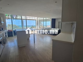 Bel appartement en location à Dar Bouazza.
Surface totale 143 m².
Bien meublé - Appartement à louer - Dar Bouazza