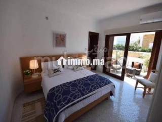 Spacieuse villa front mer à puerto marina, mdiq - Villa à vendre