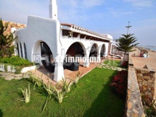 Spacieuse villa front mer à puerto marina, mdiq - Villa à vendre
