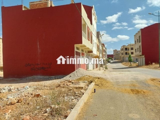 بقعة تجارية للبيع مساحتها 105م - Vente Immobilier - El Hajeb - photo 1