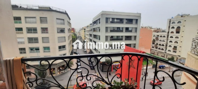 bel-appartement-quartier-2-mars-big-8