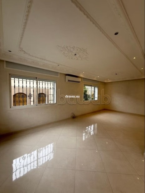 Superbe maison à louer à Moujahidine. 12 grandes pièces. Garage et terrasse - Location Immobilier - Tanger - photo 7