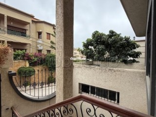 Superbe maison à louer à Moujahidine. 12 grandes pièces. Garage et terrasse - Maison à louer - Tanger