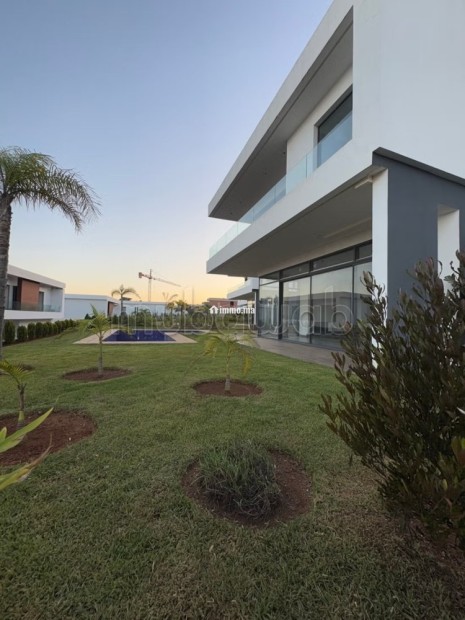 Location Villa moderne Vide - Location Immobilier - Autre - photo 1