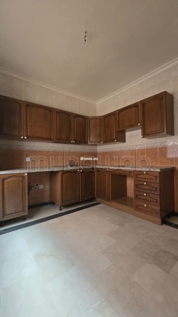 Vente d'un bel appartement à Route de Fez. Surface de 85 m². Piscine - Vente Immobilier - Marrakech - photo 8