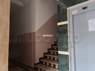Vente d'un bel appartement à Route de Fez. Surface de 85 m². Piscine - Appartement à vendre - Marrakech
