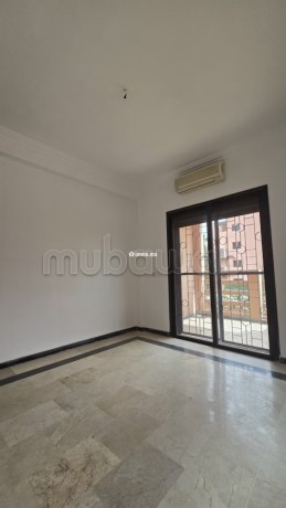 vente-dun-bel-appartement-a-route-de-fez-surface-de-85-m2-piscine-big-11