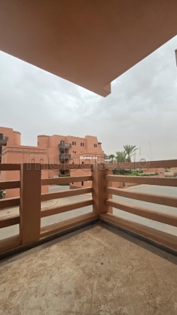 vente-dun-bel-appartement-a-route-de-fez-surface-de-85-m2-piscine-big-12