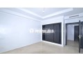 location-appartement-contemporain-avec-terrasse-small-5