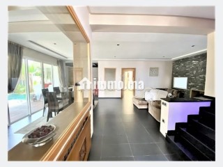 Belle Villa meublé avec piscine à Skhirat Plage - Villa à vendre