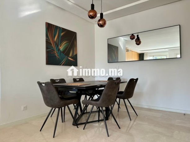 location-dun-appartement-a-oasis-6-pieces-confortables-parking-et-jardin-big-12