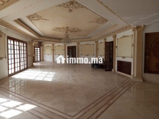 À Louer, Villa de prestige à usage de bureaux - Villa à louer - Rabat