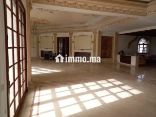 À Louer, Villa de prestige à usage de bureaux - Villa à louer - Rabat