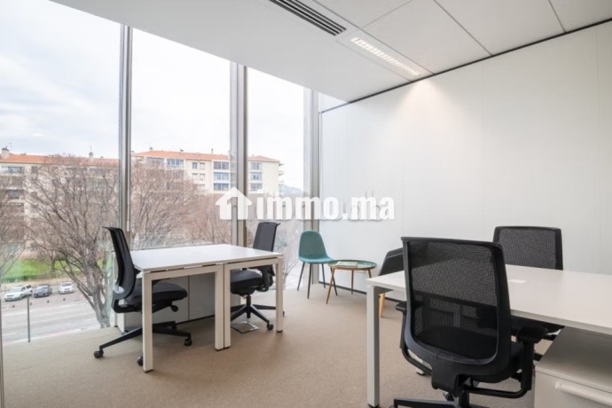 un-bureau-au-design-pour-3-a-casablanca-metwork-big-0