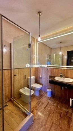 appartement-de-luxe-piscine-au-bord-mer-big-11