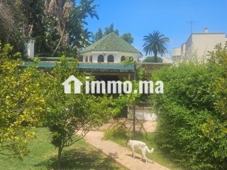 EXCLUSIF: Villa unique art déco ambassade ou bureau - Villa à louer - Rabat