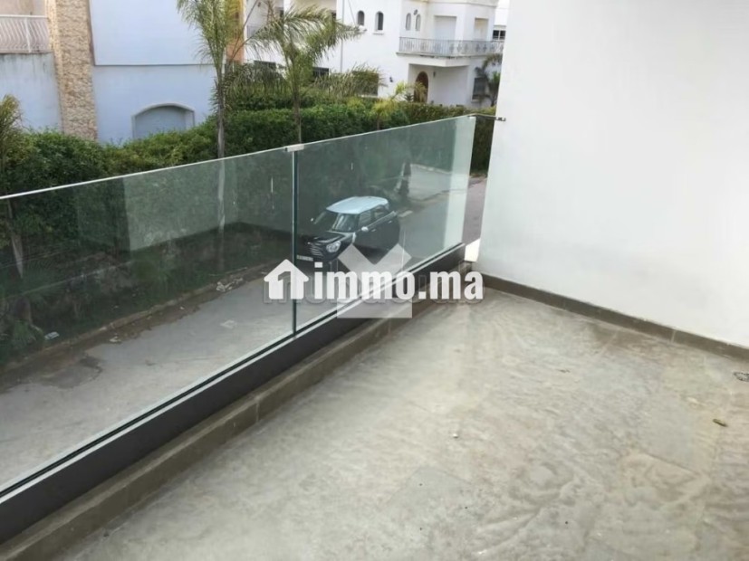 Villa à Louer de 220.0 m² à Dar Bouazza,
Tamaris1 - Location Immobilier - Dar Bouazza - photo 4