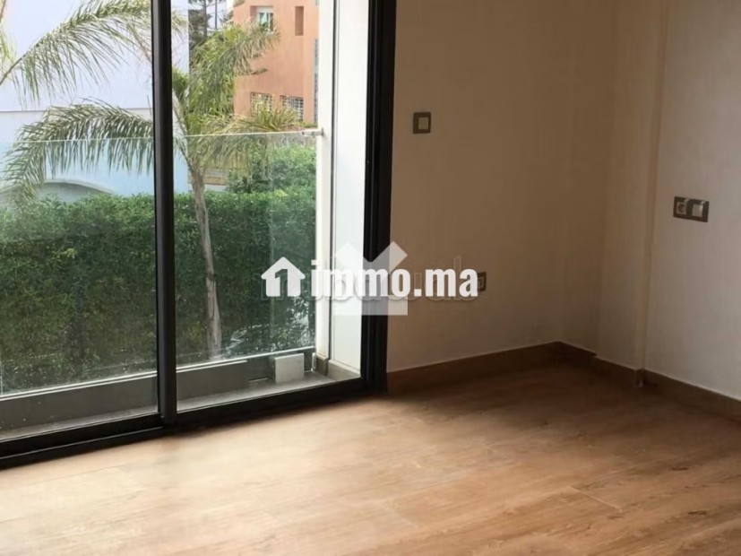 Villa à Louer de 220.0 m² à Dar Bouazza,
Tamaris1 - Location Immobilier - Dar Bouazza - photo 7