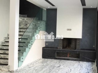 Villa à Louer de 220.0 m² à Dar Bouazza,
Tamaris1 - Villa à louer - Dar Bouazza
