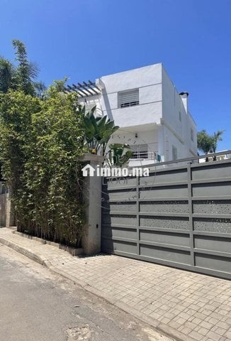 Villa meublée avec piscine - Location Immobilier - Casablanca - photo 1