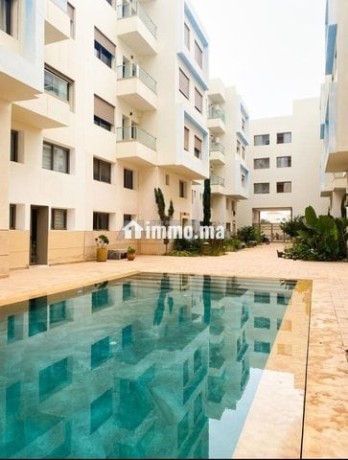 appartement-residence-avec-piscine-big-0