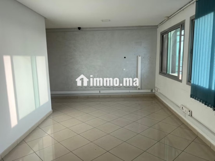 Bureau de 90m au 5eme étage - Location Immobilier - Mohammedia - photo 7