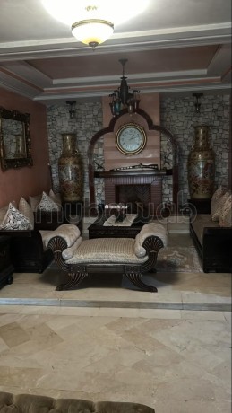 apartment-luxury-a-2mars-a-vendre-big-0