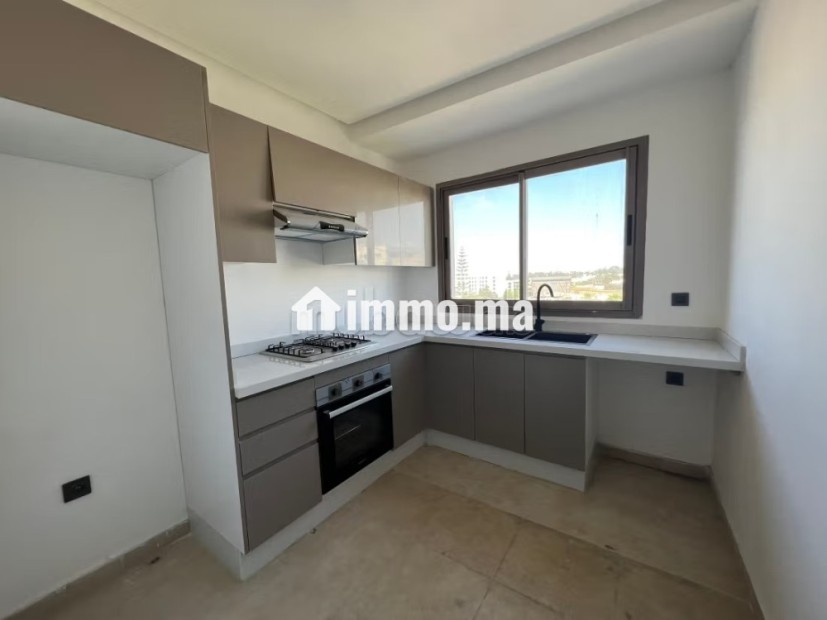 Location apprt 3 ch vide a oisis 10,000 dh - Location Immobilier - Casablanca - photo 1
