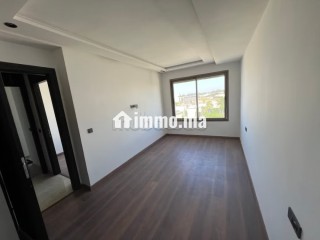 Location apprt 3 ch vide a oisis 10,000 dh - Appartement à louer - Casablanca