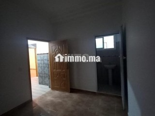 شقة حديثة سفلية موظفي العام الخاص متزوجين - Appartement à louer - Tanger