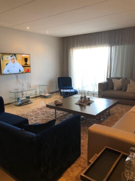 Superbe appartement à louer à Dar Bouazza. 3 pièces. Piscine, climatisation - Location Immobilier - Dar Bouazza - photo 8