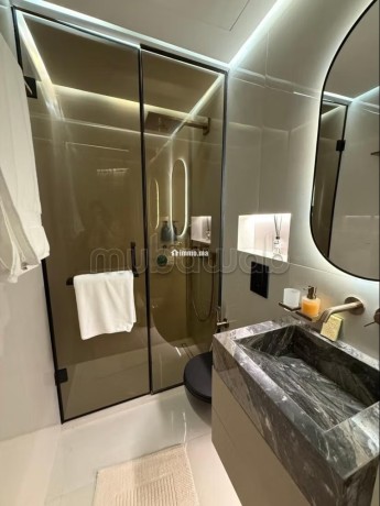 appartement-luxueux-en-location-5-pieces-confortables-big-13