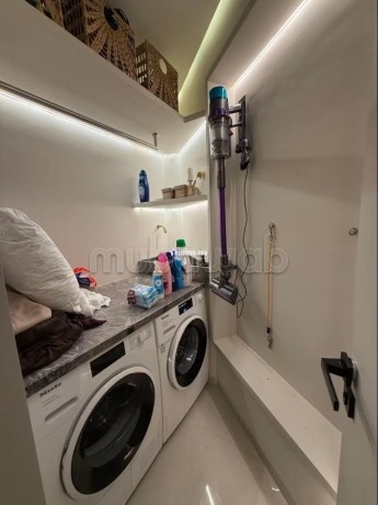 appartement-luxueux-en-location-5-pieces-confortables-big-16