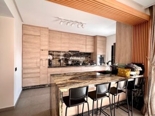 magnifique-appartement-atypique-avec-grande-terrasse-au-coeur-du-gueliz