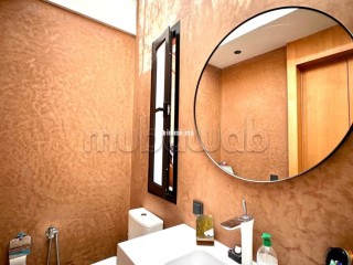 Magnifique appartement atypique avec grande terrasse au cœur du Gueliz - Appartement à vendre - Marrakech