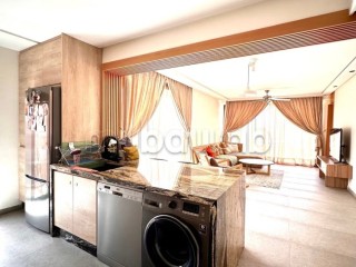 Magnifique appartement atypique avec grande terrasse au cœur du Gueliz - Appartement à vendre - Marrakech
