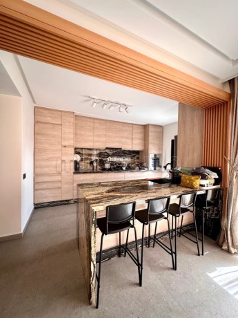 magnifique-appartement-atypique-avec-grande-terrasse-au-coeur-du-gueliz-big-0