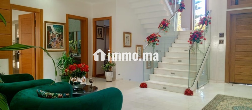 Vente villa de luxe à El Menzeh. 1 Pièce. Bien meublé - Vente Immobilier - Autre - photo 3