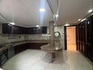 À LOUER Magnifique Villa d’angle avec jardin au quartier laymoun - Villa à louer - Casablanca