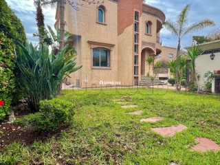 À LOUER Magnifique Villa d’angle avec jardin au quartier laymoun - Villa à louer - Casablanca