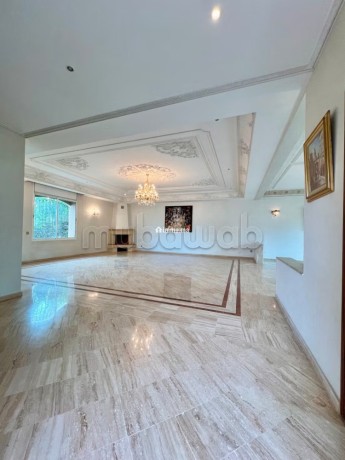 a-louer-magnifique-villa-dangle-avec-jardin-au-quartier-laymoun-big-9