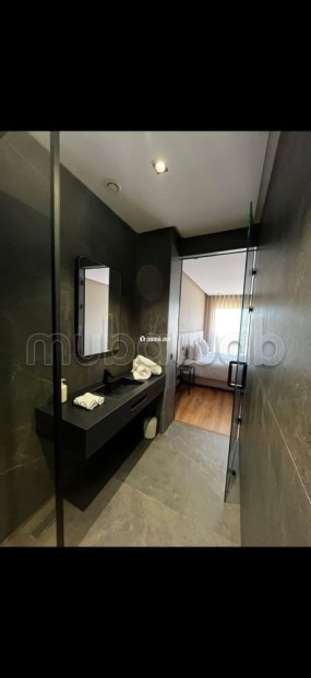 Location d'un appartement à Franceville. 3 grandes pièces. Bien meublé - Location Immobilier - Casablanca - photo 3