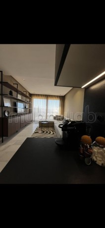 location-dun-appartement-a-franceville-3-grandes-pieces-bien-meuble-big-9