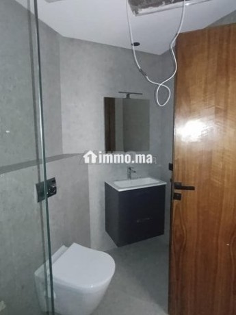 joli-studio-meuble-a-louer-france-ville-big-5